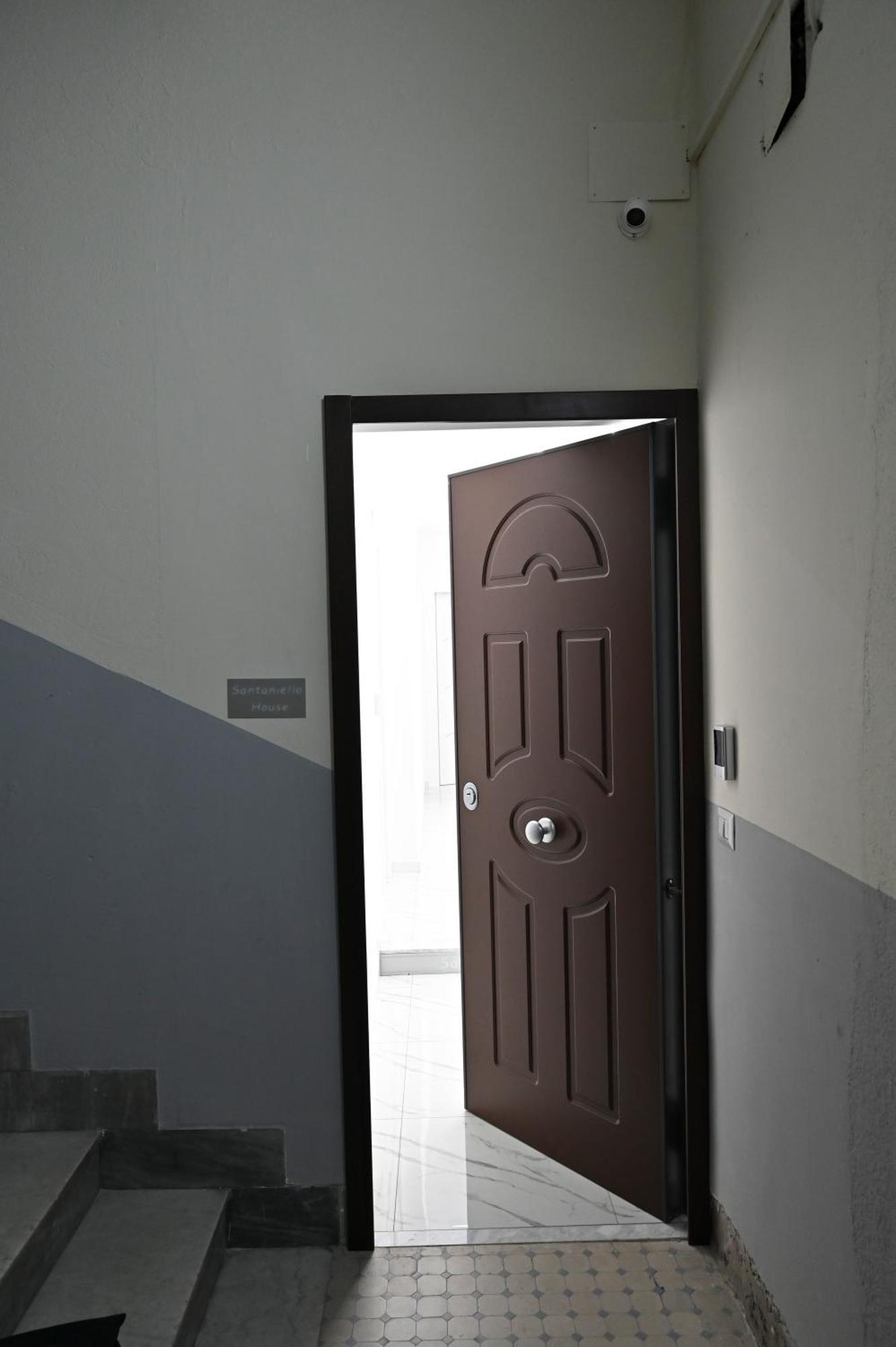 那不勒斯Bebsantaniellohouse1住宿加早餐旅馆 外观 照片